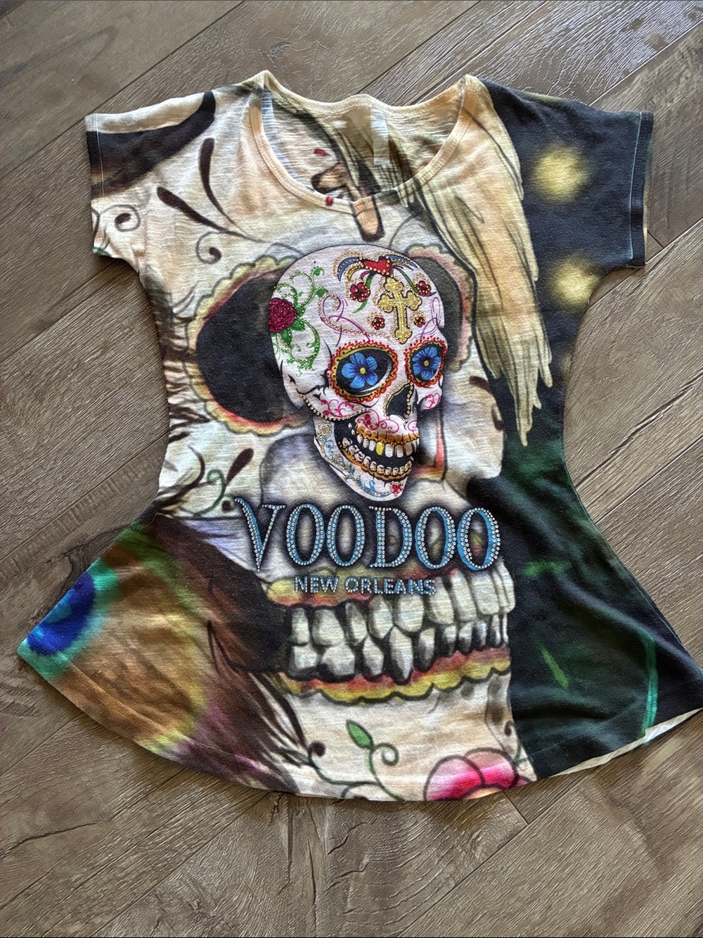 Y2K Graphic Skull Mardi Gras SS Tee Size Small